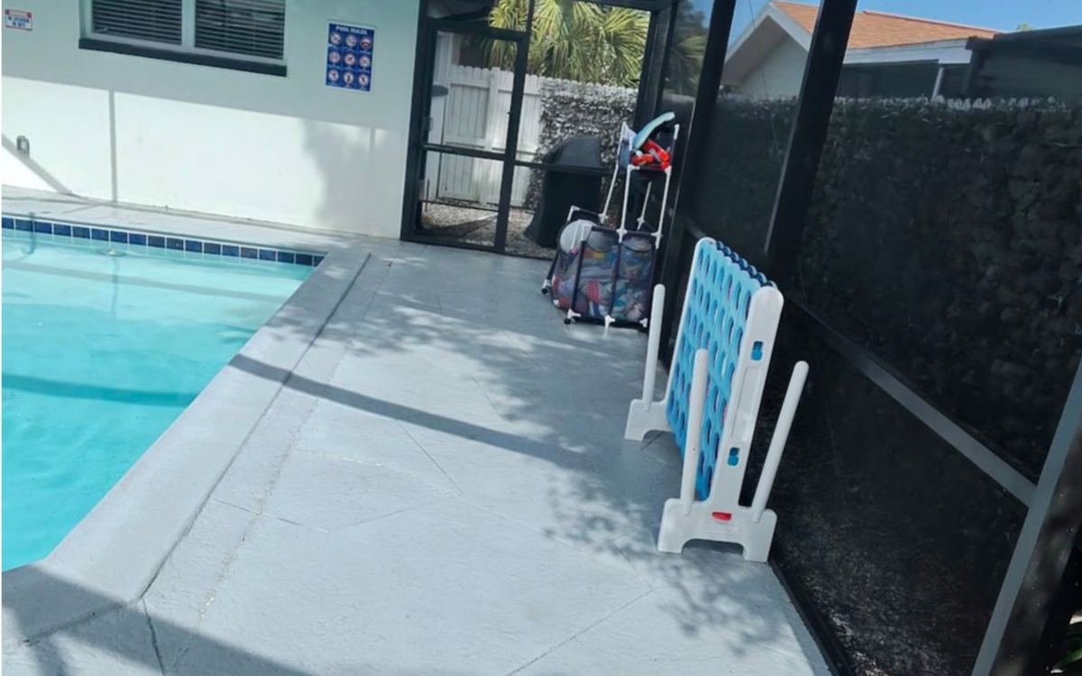 The same lanai pool deck, uniform and clean after Sandbar cleaning