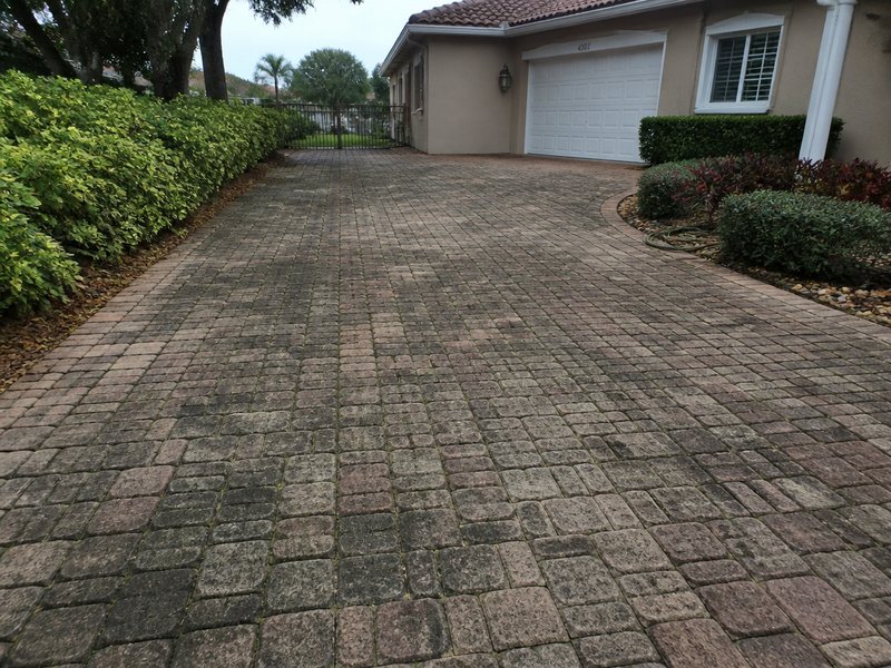 Palm Harbor, FL paver cleaning & sealing before cleaning - Pool deck pavers